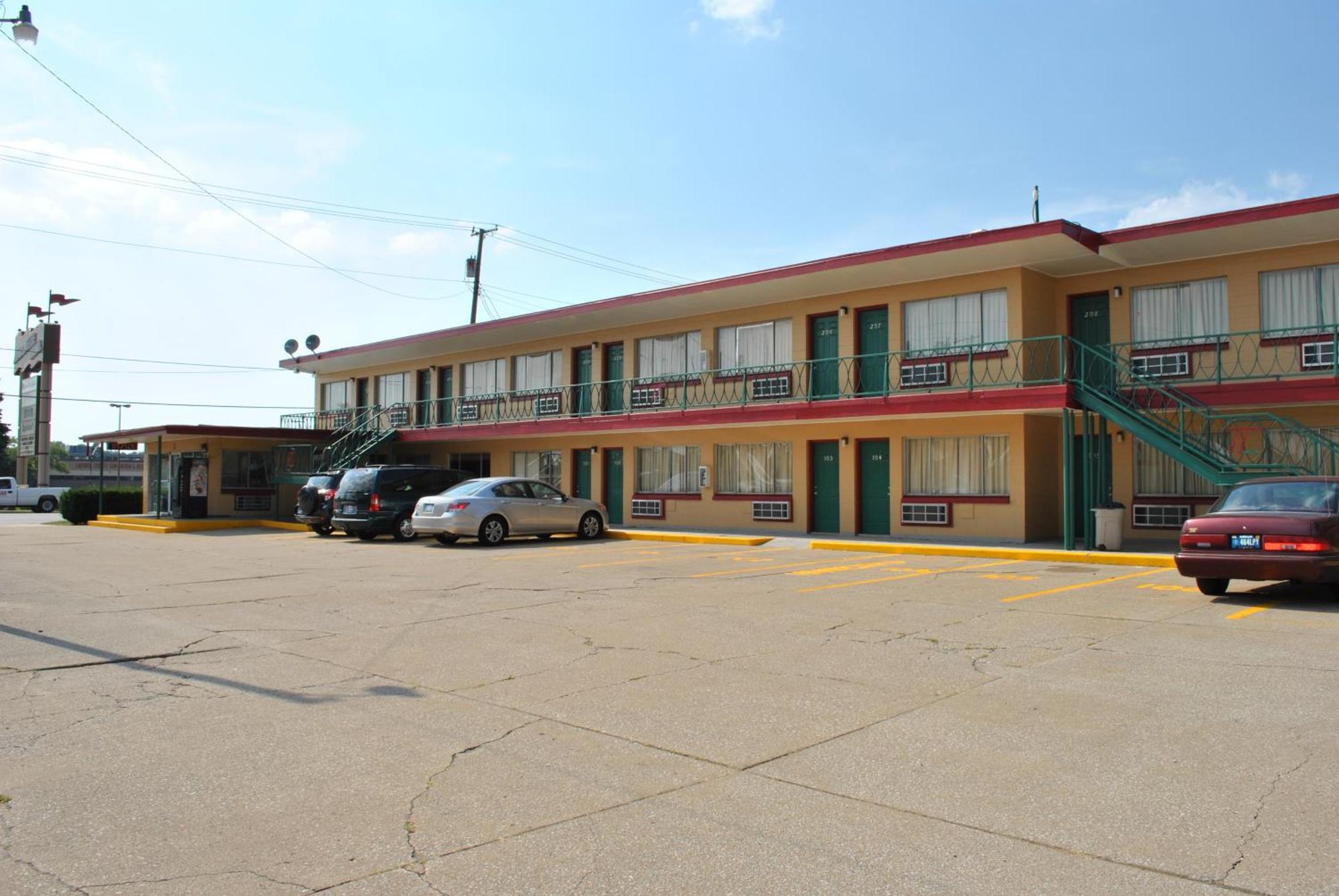 Travel Inn Motel Мичиган Сити Екстериор снимка
