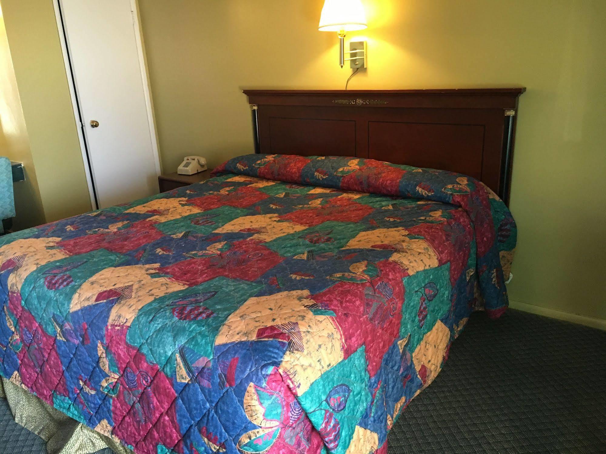 Travel Inn Motel Мичиган Сити Екстериор снимка